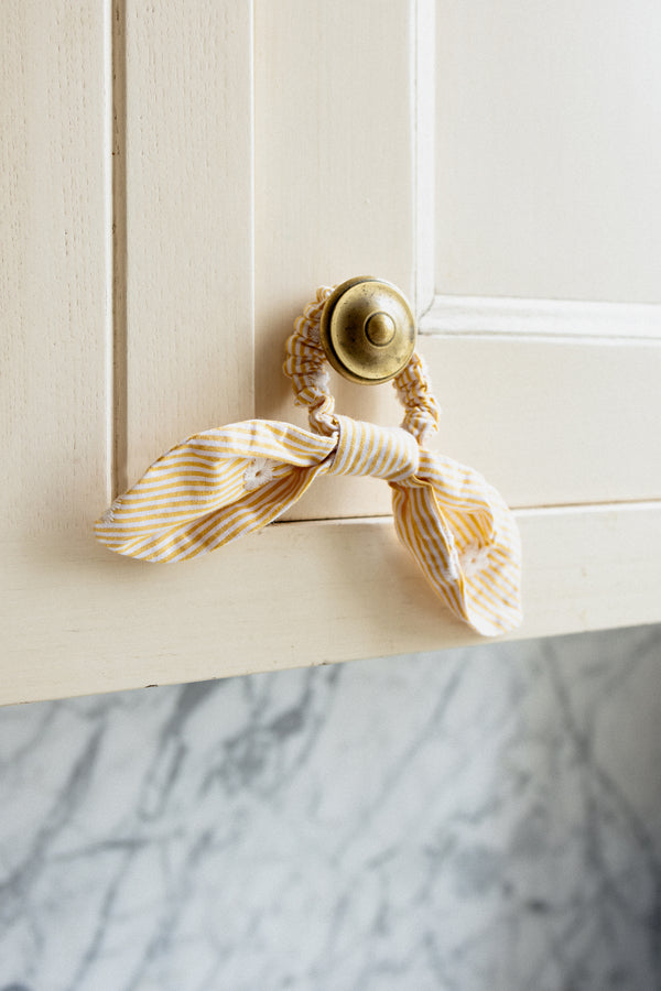 Bow Scrunchie